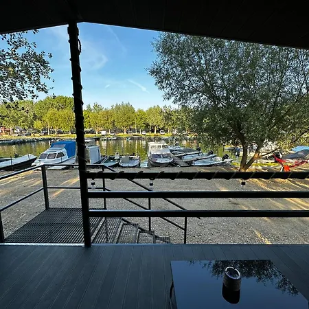 Popi Spinning - Tisza Apartment Tiszafured