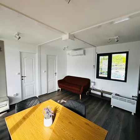 Popi Spinning - Tisza Apartmán